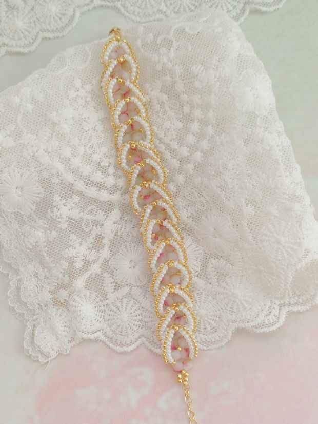 Blush Petal Beaded Bracelet