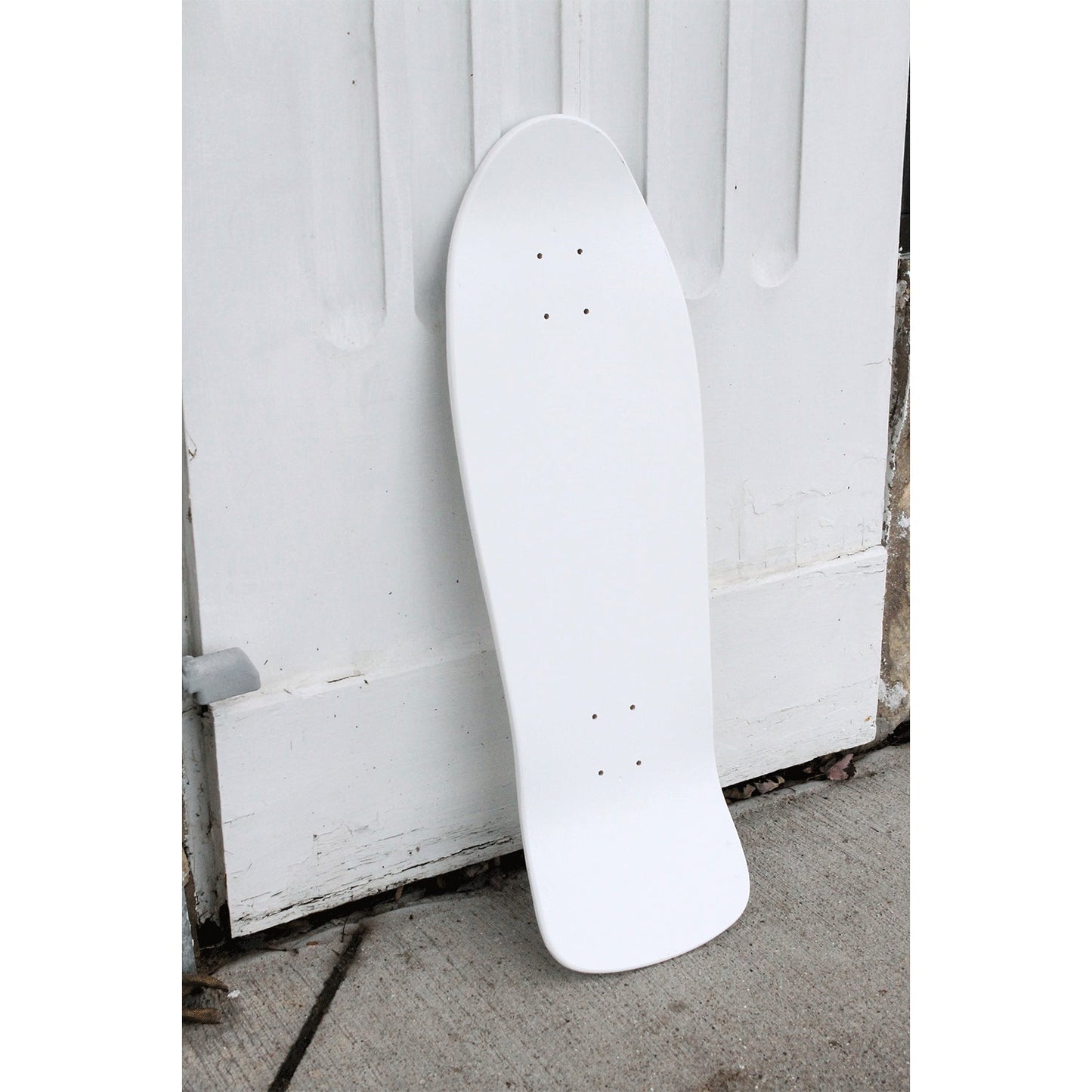 Moose Old School Deck 10" x 30" White with Griptape