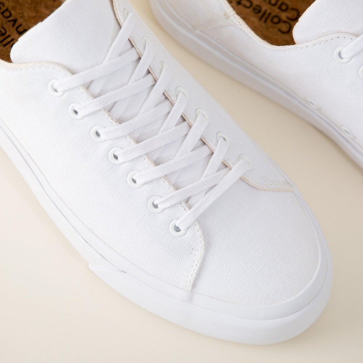 Baan White