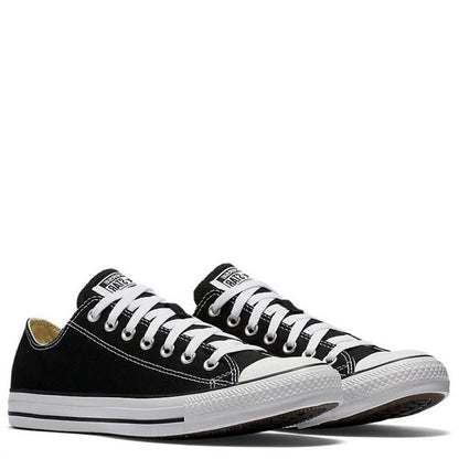 Converse Chuck Taylor All Star Low Top in Black